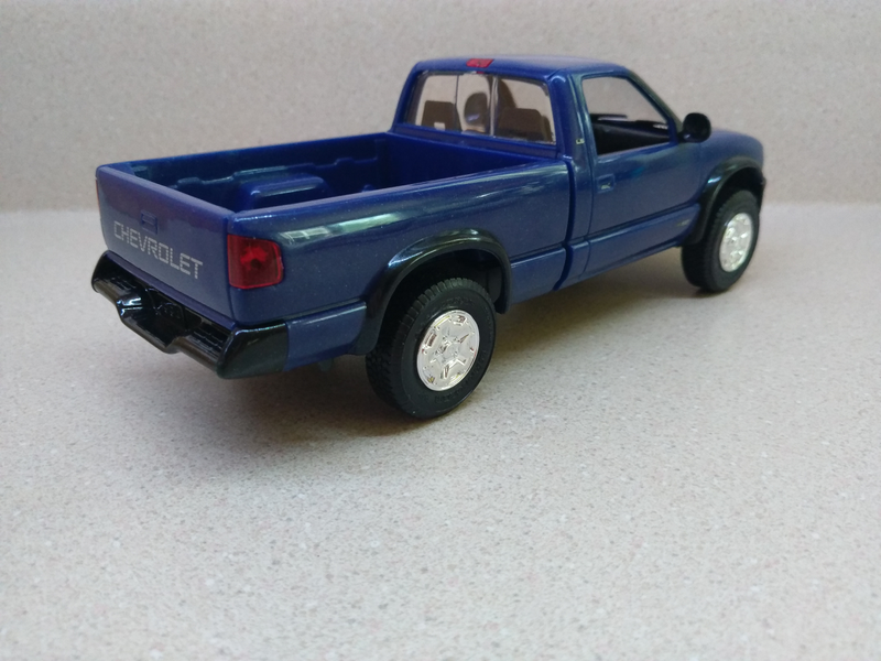 Illustration for article titled I bought another S10